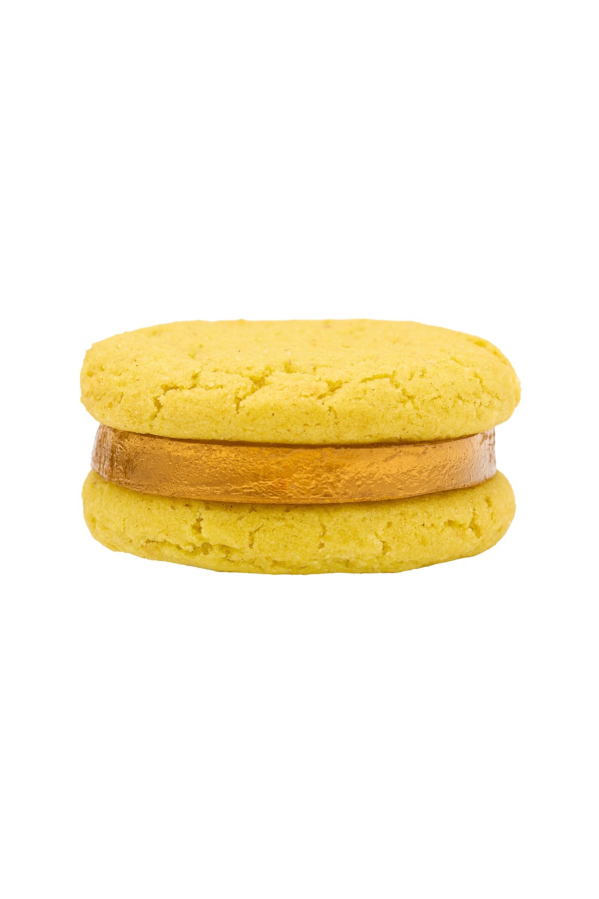 Margarita cocktail cookie with lime tequila pâte de fruit center, side view
